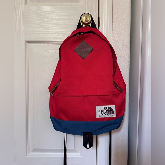 The north face backpack - Picture 1 of 12